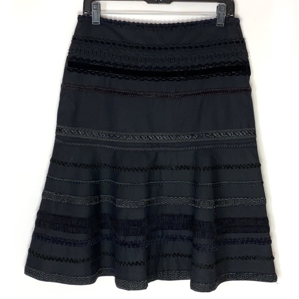 Tibi black wool appliqué fit and flare skirt Sz 4